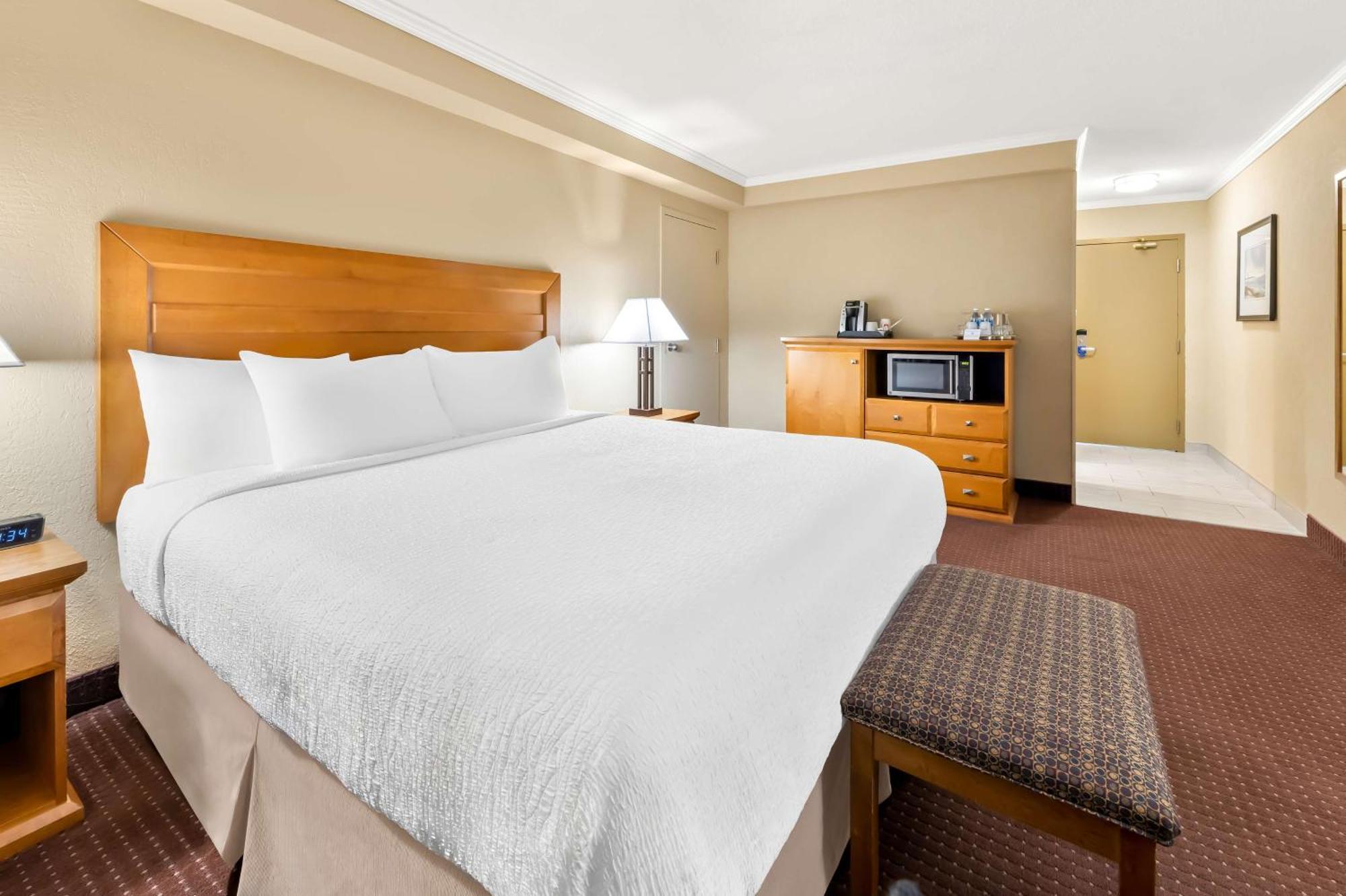Best Western Plus Norwester Hotel & Conference Centre Thunder Bay Exterior photo