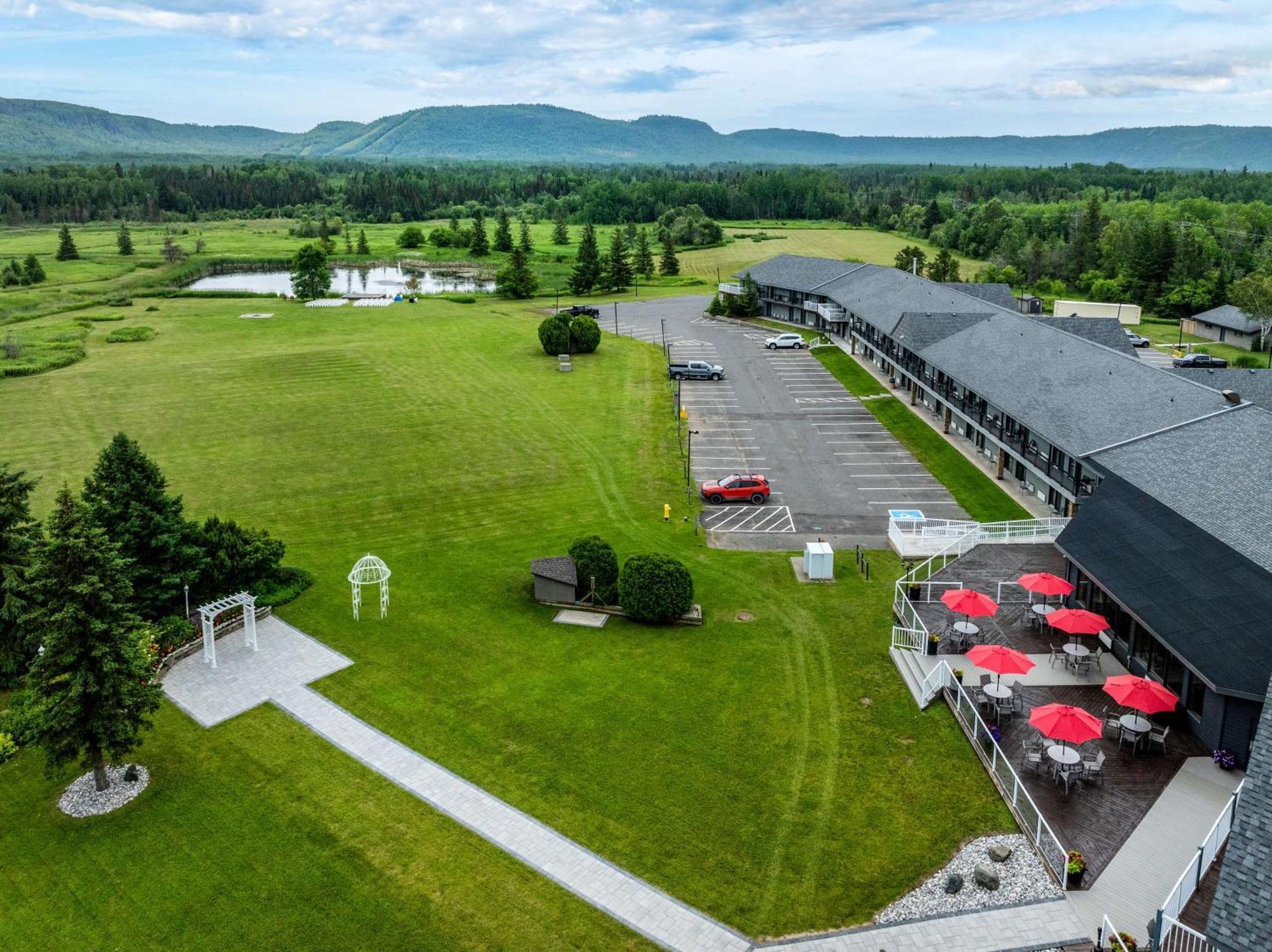Best Western Plus Norwester Hotel & Conference Centre Thunder Bay Exterior photo
