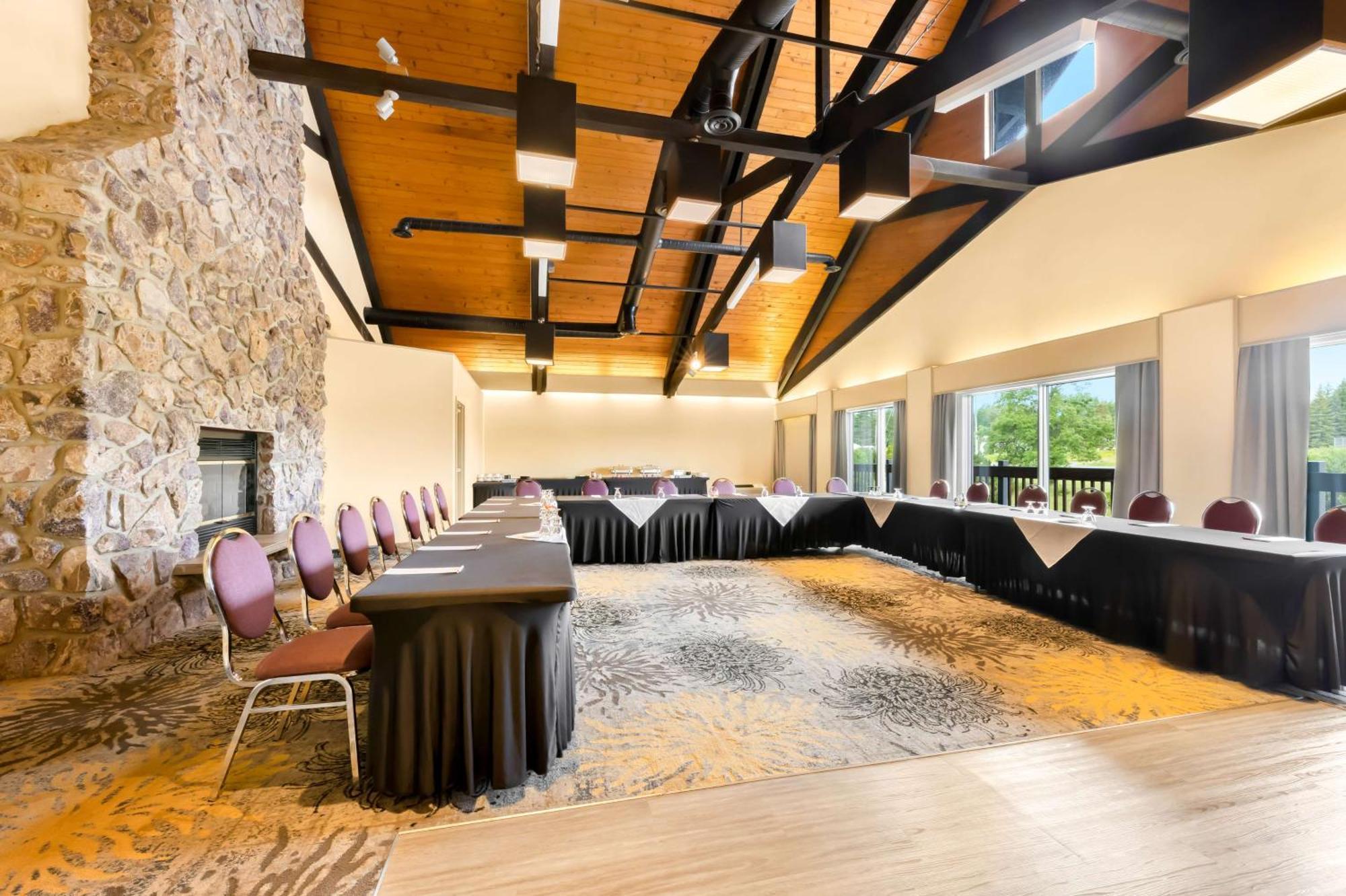 Best Western Plus Norwester Hotel & Conference Centre Thunder Bay Exterior photo